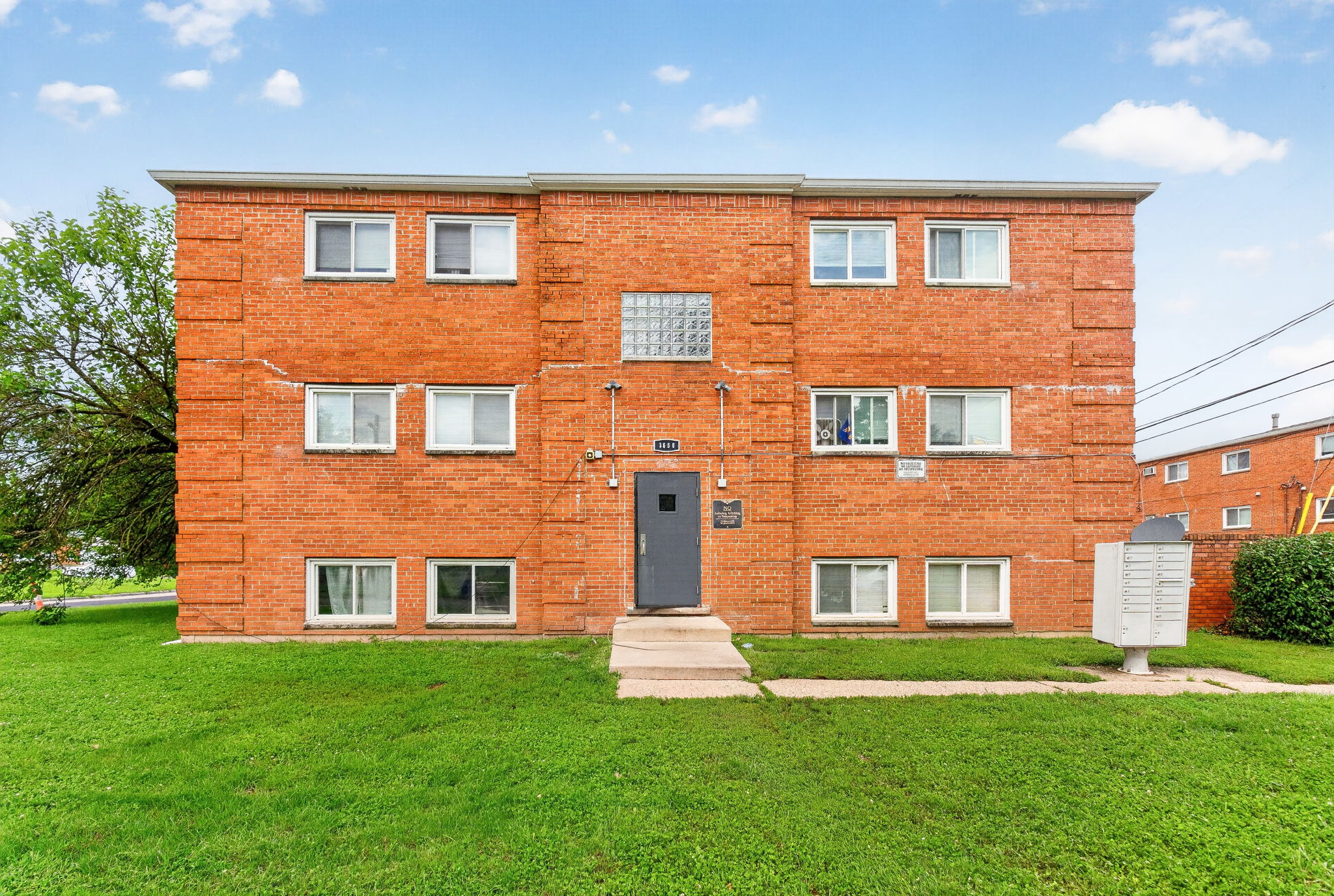 Seabrook Apartments